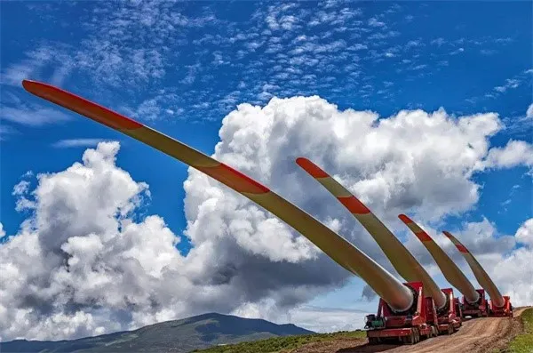 wind-turbine-blade-7 wind-turbine-blade-7