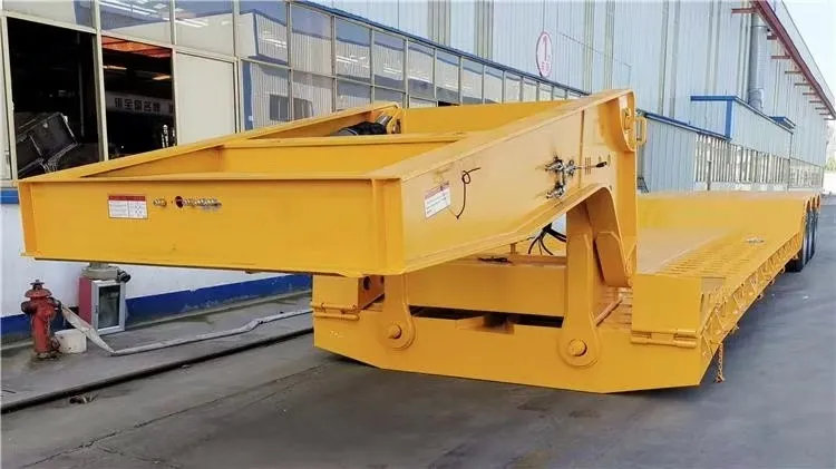 Tri Axle Detachable Gooseneck Low Bed Trailer supplier Tri Axle Detachable Gooseneck Low Bed Trailer supplier